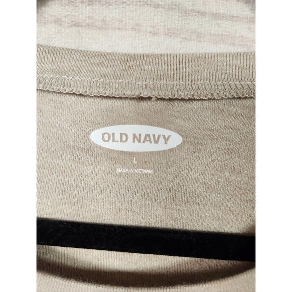 Old Navy Womens Beige Santa's Helper Crew Neck Short Sleeve‎ T-Shirt Size Large - Picture 3 of 5